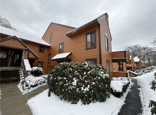 4907 Swiss Mount Dr, Rockwood, PA 15557