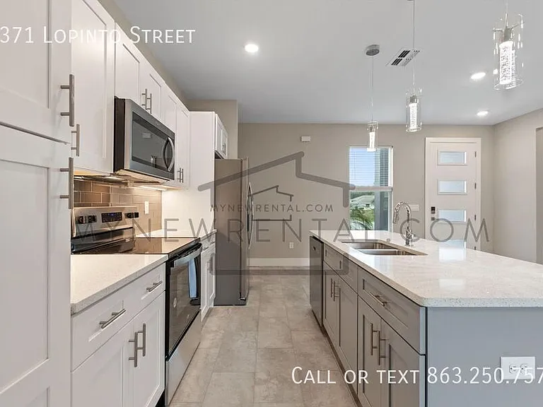 3371 Lopinto St — Photo 16