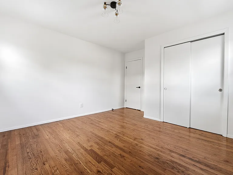1207 S State St — Photo 16