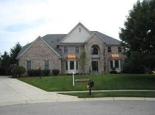 550 Fox Ln, Carmel, IN 46032