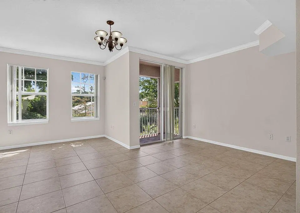 6380 W Sample Rd