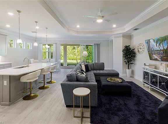 3rd image of 307 Tamarindo Ln