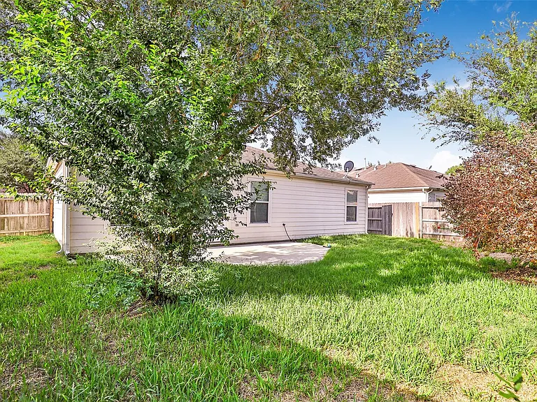 2822 Foster Hill Dr — Photo 27