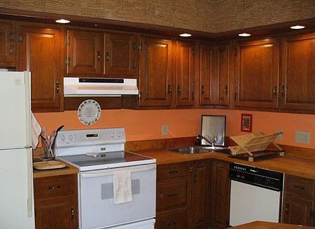 Eat In Kitchen