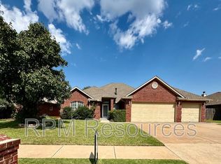1205 Eastridge Dr, Yukon, OK 73099