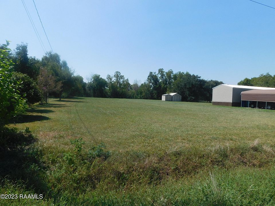 1st image of Leger Dr
