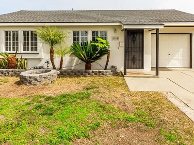 5954 Coke Ave, Long Beach, CA, 90805