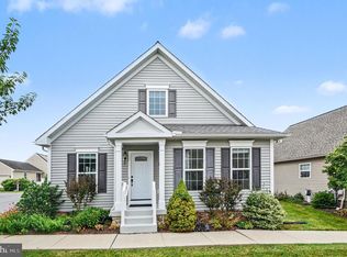 121 N Yeingst Dr, Elverson, PA 19520