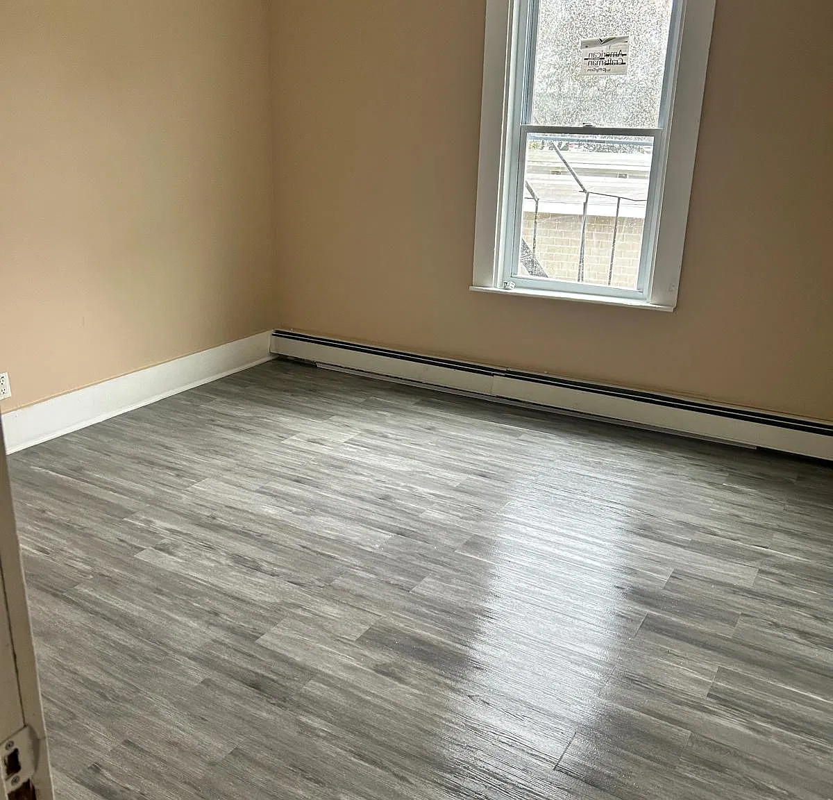 3 bed, $1,480 — Photo 4