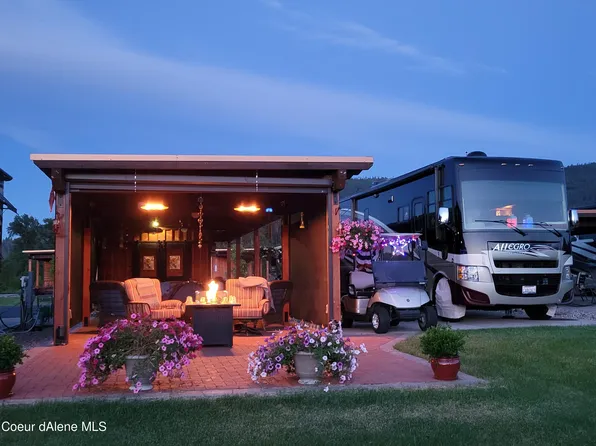 48 Sand Trap Ln, Blanchard, ID 83804