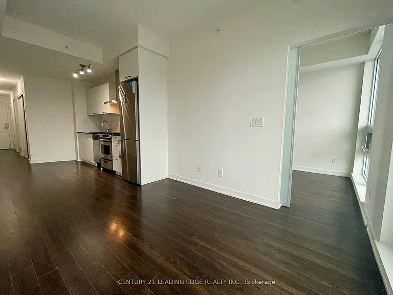 51 E Liberty St #2201 — Photo 5