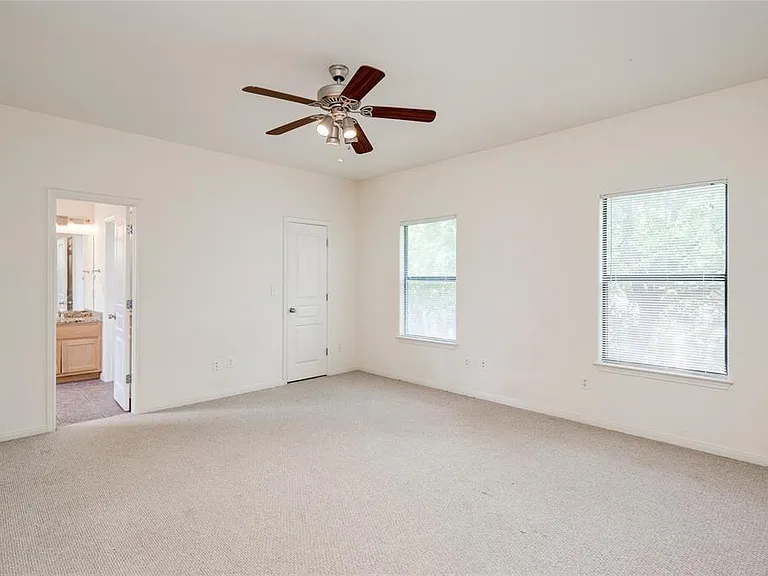 1300 Chicon St #A — Photo 9