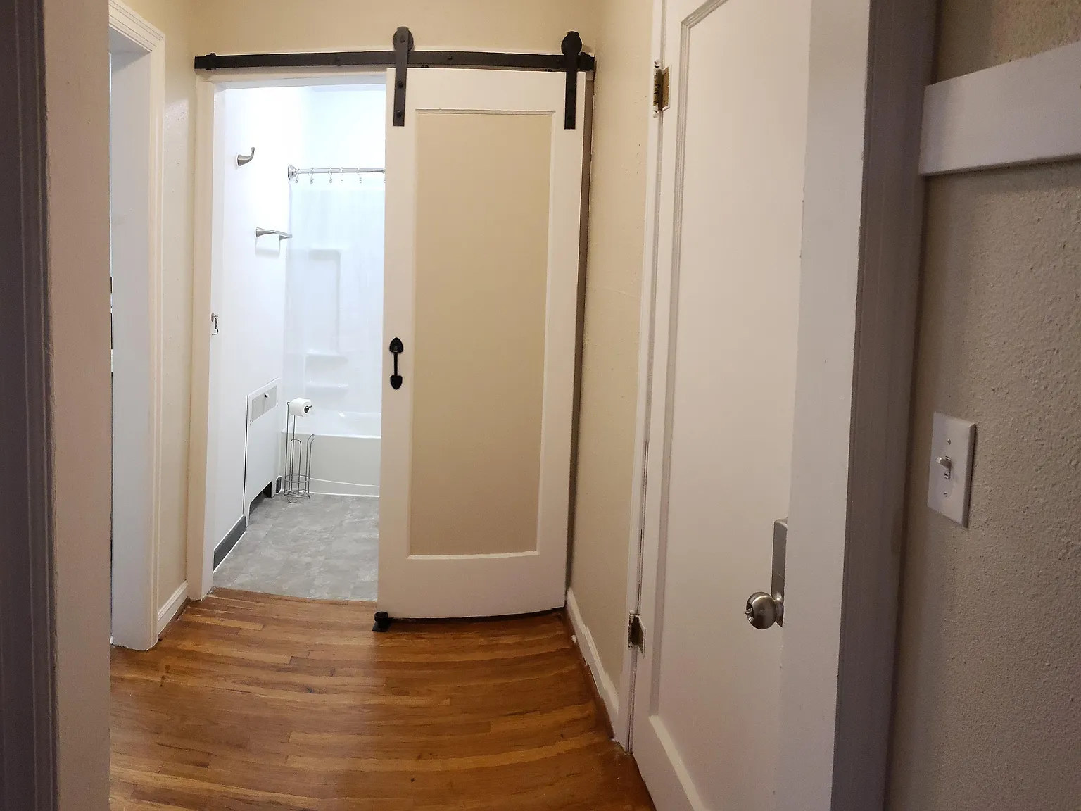 213 Locust Street - 2 — Photo 3