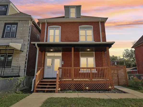 1226 Temple Pl, Saint Louis, MO 63112