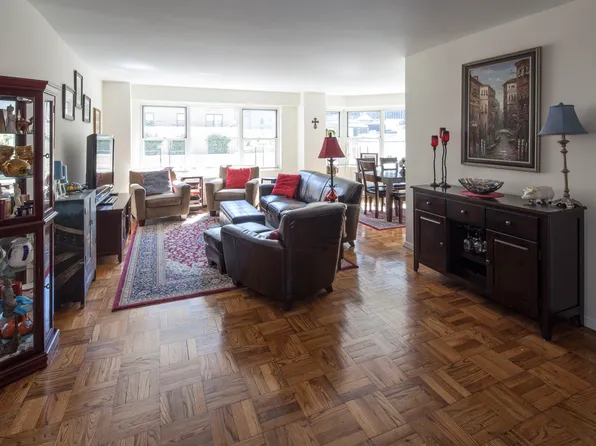 136 East 56th Street image 1 of 8