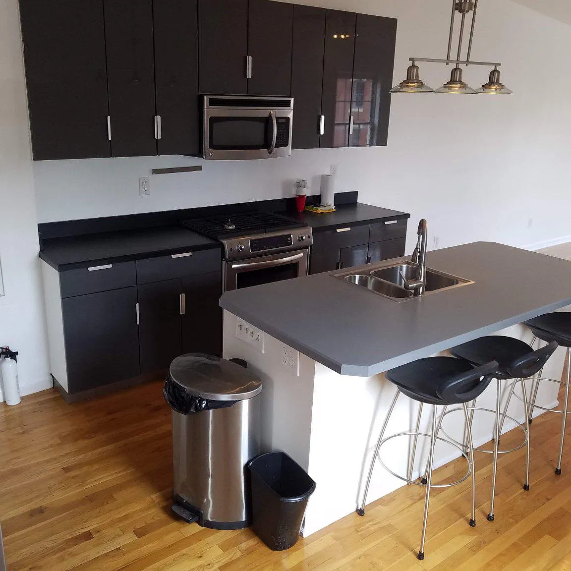 2 bed, 2.0 bath, 1440 sqft, $2,750 — Photo 2