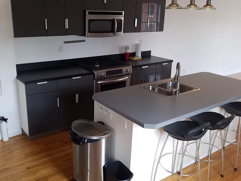 52 N 2nd St #3 — Photo 2