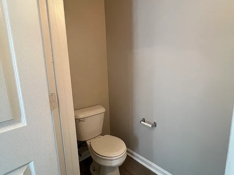 2812 Hydes Ferry Rd — Photo 36