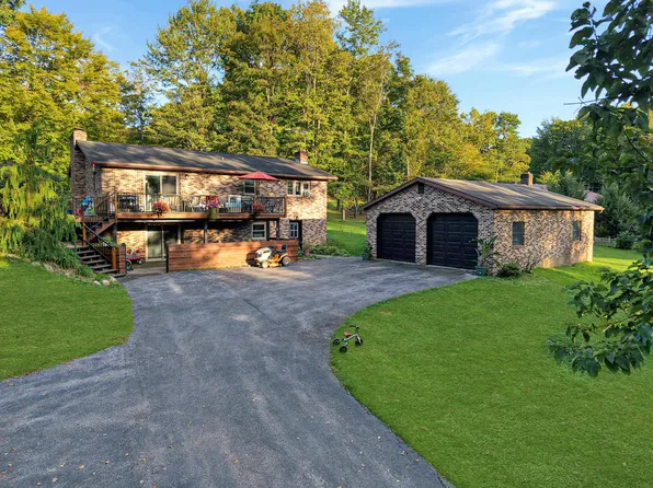 467 Buskirk Rd, Falls Creek, PA 15840