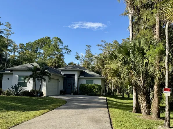 2745 22nd Ave NE, Naples, FL 34120