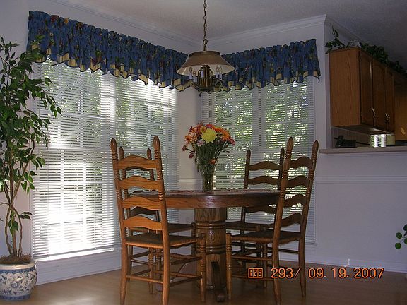 Eating Area Off Kitchen