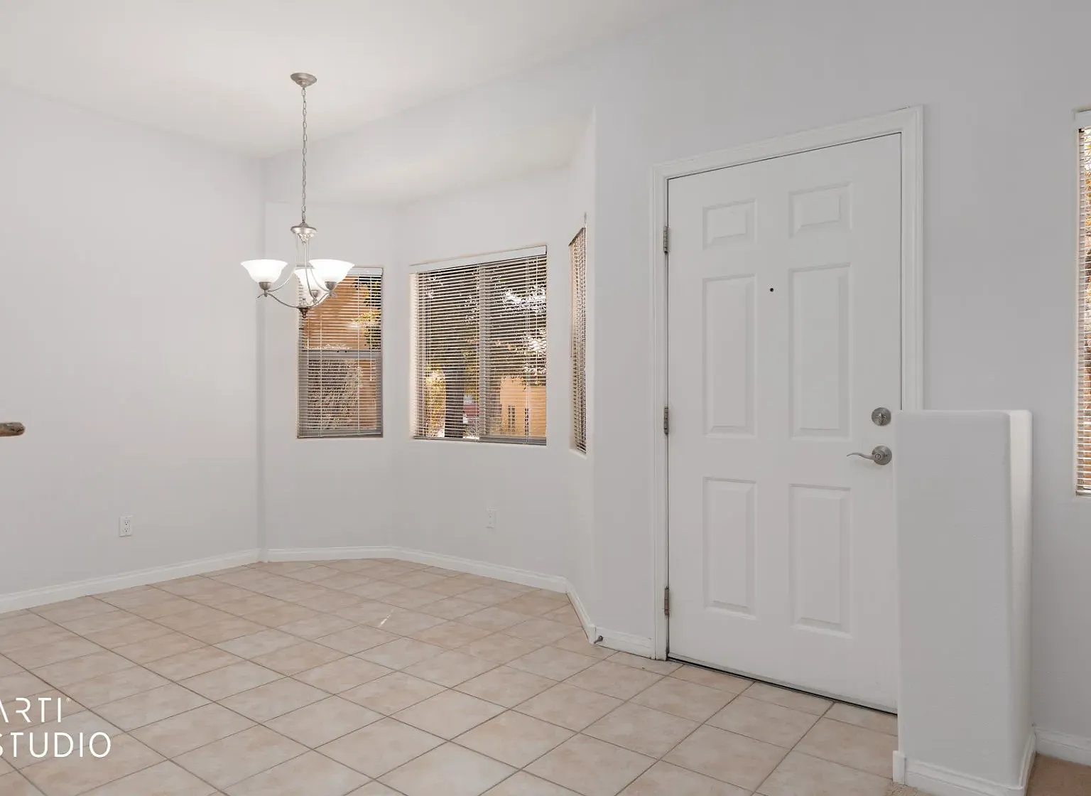 890 Kitty Hawk #911 — Photo 3