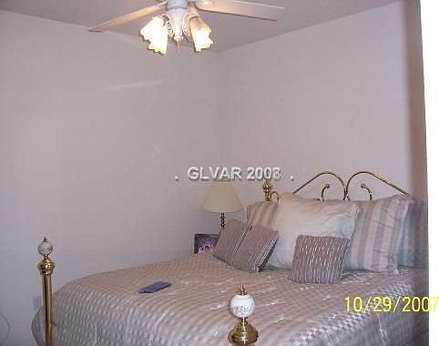 4th image of 11005 Battlement Ave