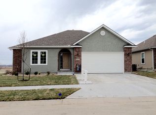 4506 Sw Olympia Drive, Lees Summit, MO 64082