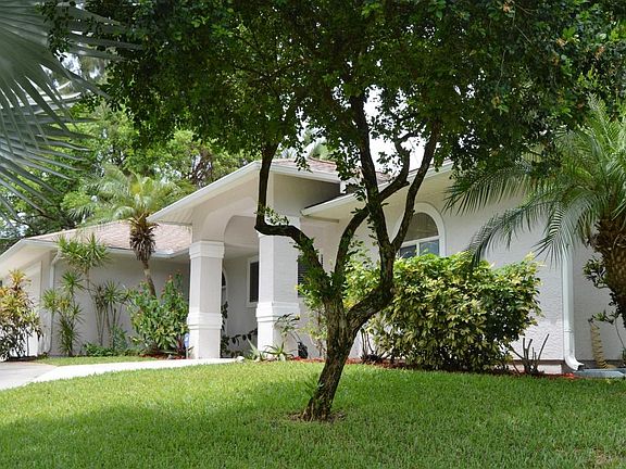 3rd image of 6695 Floridana Ave