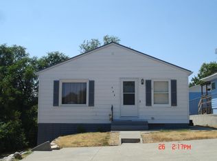 229 S Jefferson Ave, Pierre, SD 57501