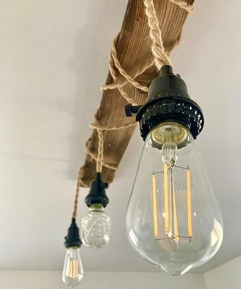 Rustic light accent ropes in living room