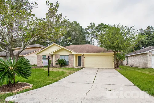 3623 Village Grove Dr Photo 1