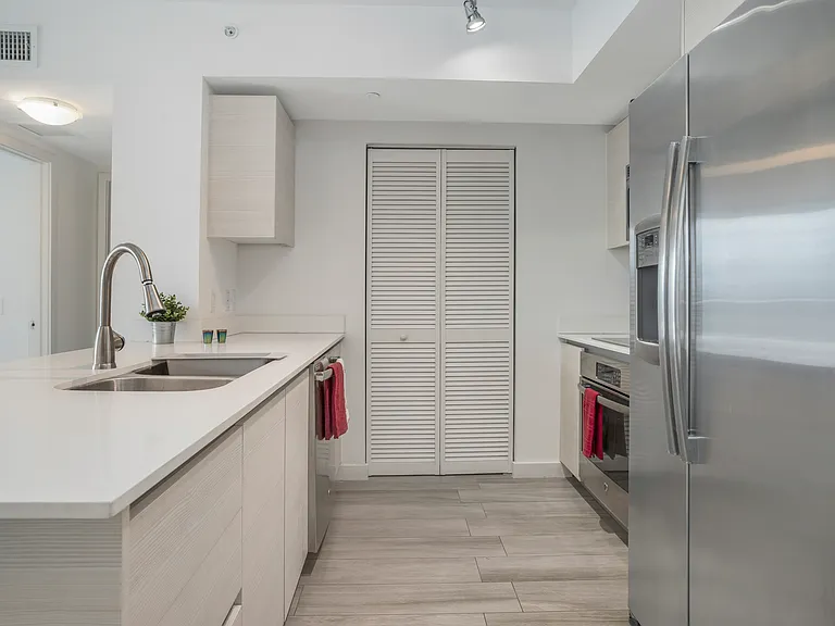 4250 Biscayne Blvd #1116 — Photo 5