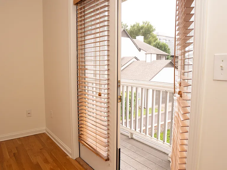83 Asphodel Dr — Photo 15
