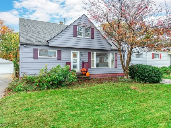 6590 Indiana Ave, Mayfield Heights, OH 44124