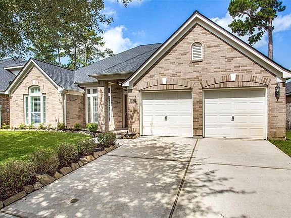 3rd image of 13127 Oakwood Manor Dr