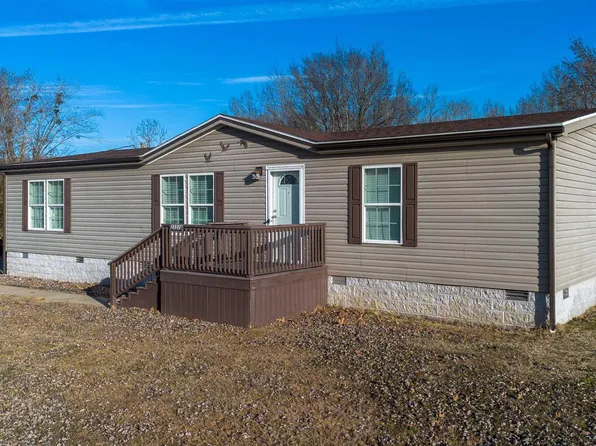 2332 Hovekamp Rd, Paducah, KY 42003