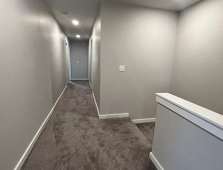 3655 Ronald Reagan Ave — Photo 33
