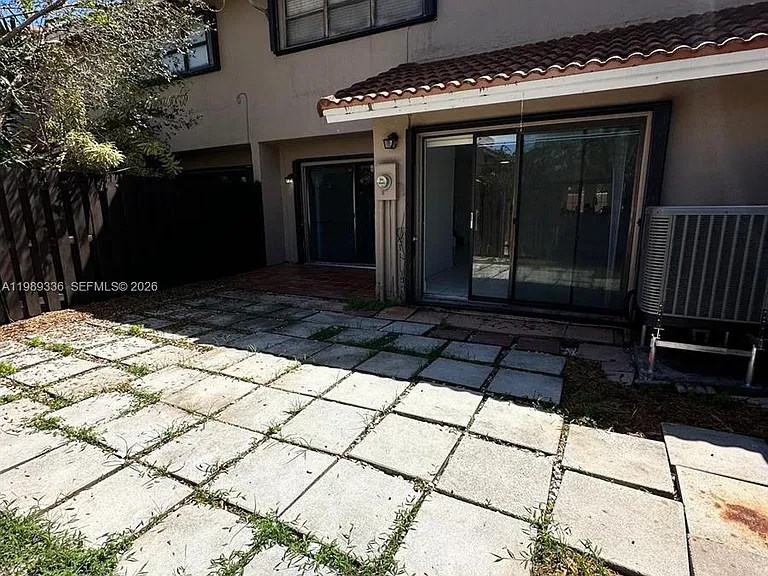 9102 SW 113th Place Cir E — Photo 21
