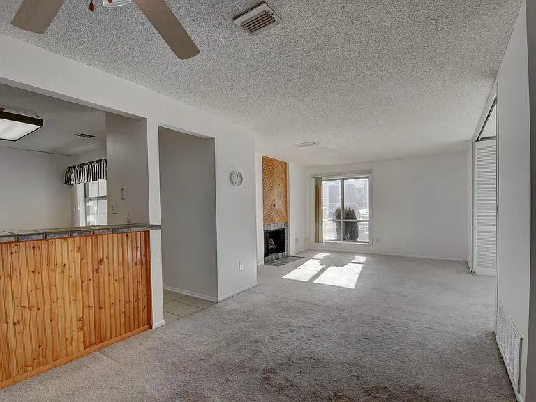 2330 E Fremont Ave #A19 — Photo 6