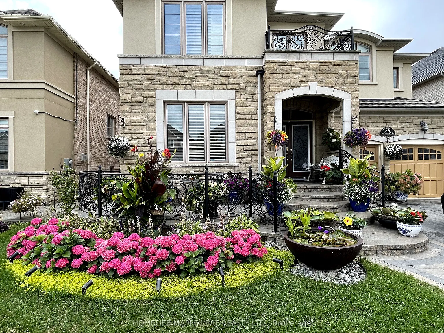 4 bed, $3,700 — Photo 2