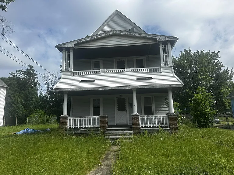 16301 Huntmere Ave #1 — Photo 7