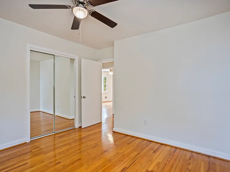 1831 Courtney Dr — Photo 14