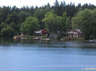 8568 E Horseshoe Lake Rd, Stafford, NY 14143