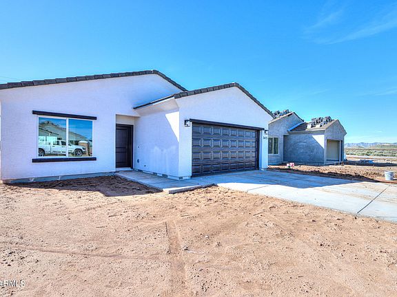 3rd image of 3475 W MADERA Drive