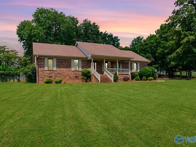 1701 Alm Dr NE, Huntsville, AL, 35811