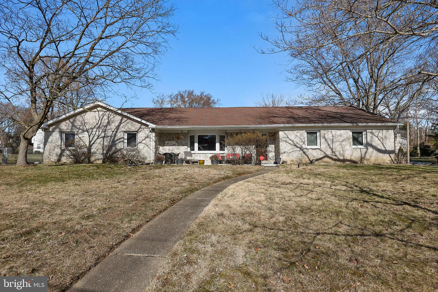 367 Andrew Rd photo 1