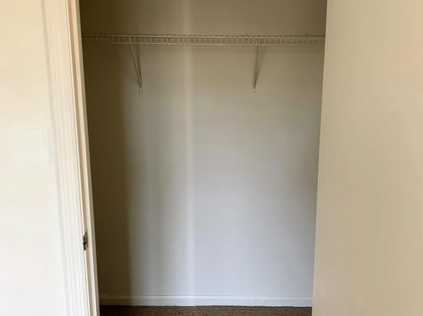 1321 Gray Hawk Rd APT 2