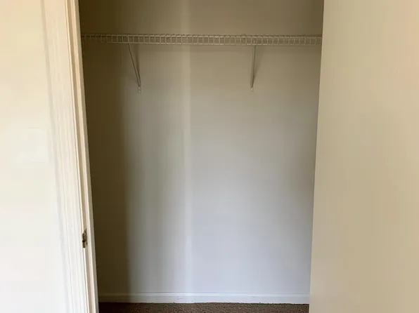 1321 Gray Hawk Rd APT 2, Lexington, KY 40502
