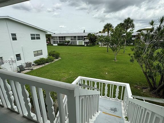 3rd image of 163 Coventry Pl #163-G
